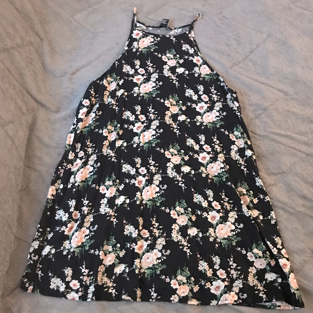 Forever 21 black floral dress